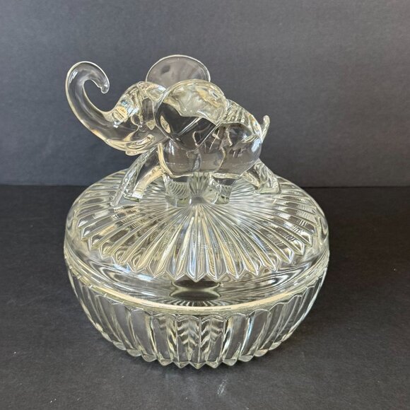 Vintage Glass Elephant Trunk Up Trinket Candy Dish With Lid Decorative - Picture 1 of 7